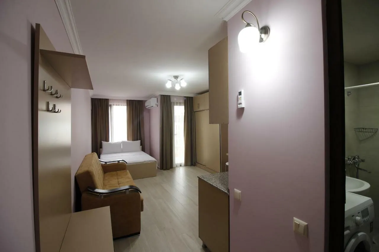 Jeal Apartments Batumi 3*,
