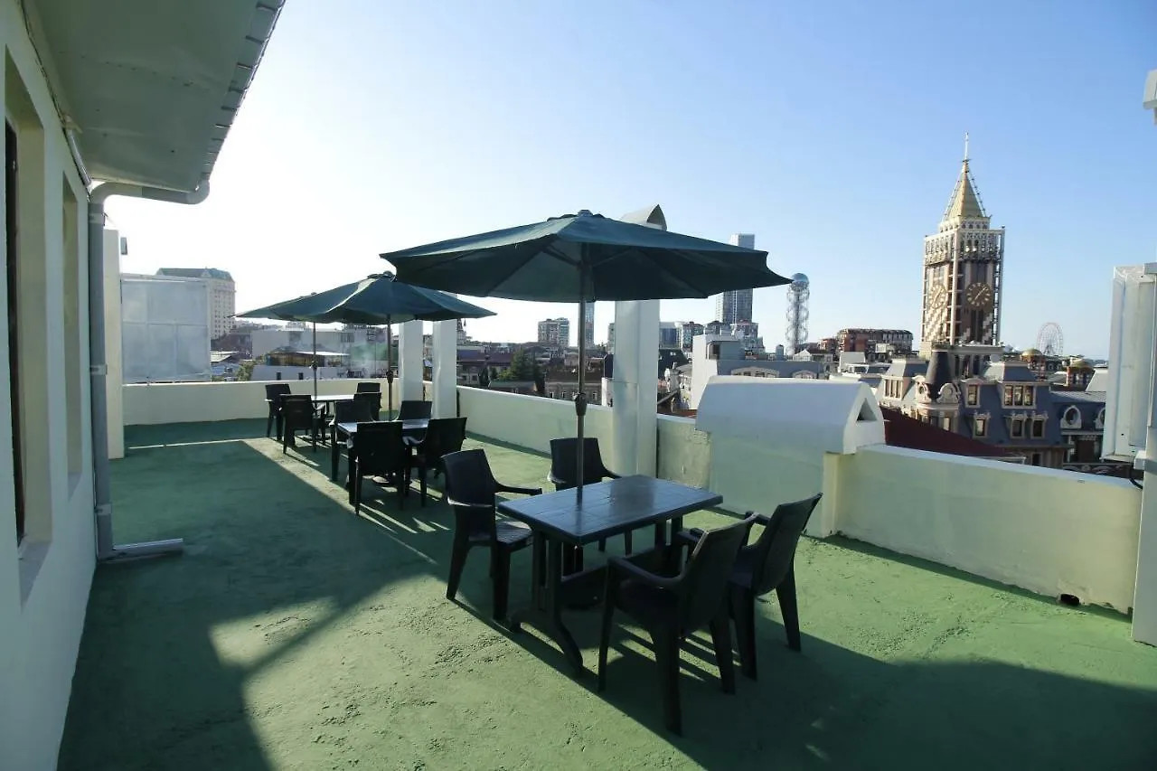 Jeal Apartments Batumi 3*,